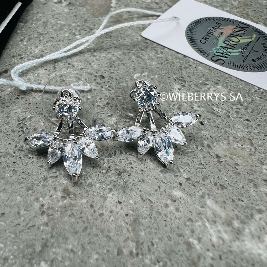 Retail: R2950.00 BRITISH JEWELLERS Amity 14k White gold plate Earrings Made with Swarovski Elements®