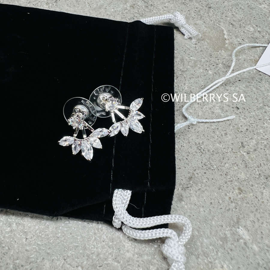 Retail: R2950.00 BRITISH JEWELLERS Amity 14k White gold plate Earrings Made with Swarovski Elements®