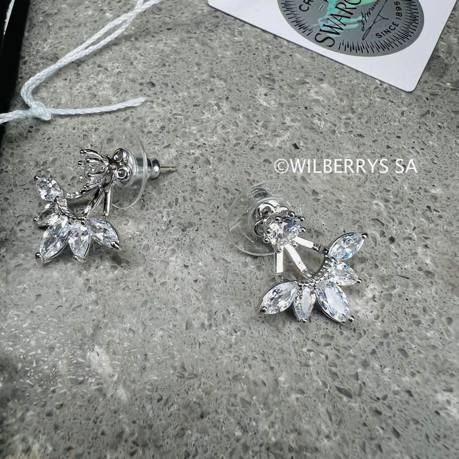 Retail: R2950.00 BRITISH JEWELLERS Amity 14k White gold plate Earrings Made with Swarovski Elements®