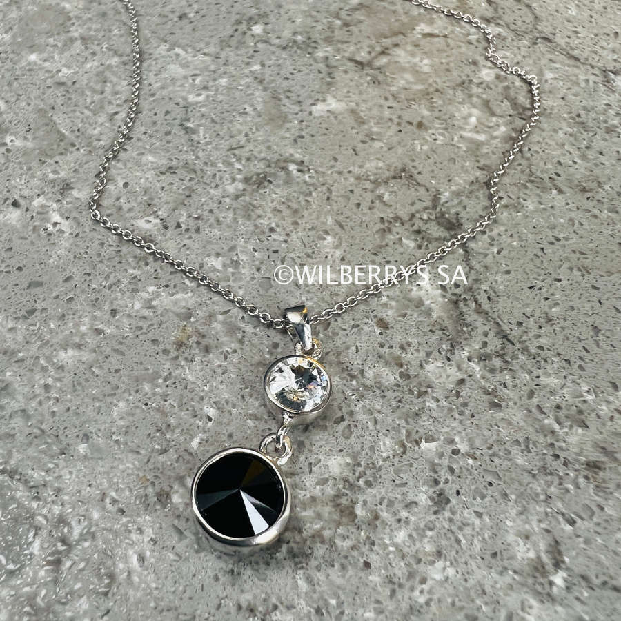 last left!! R2950.00 BRITISH JEWELLERS Allure Pendant in Amethyst, with Crystals from Swarorovski