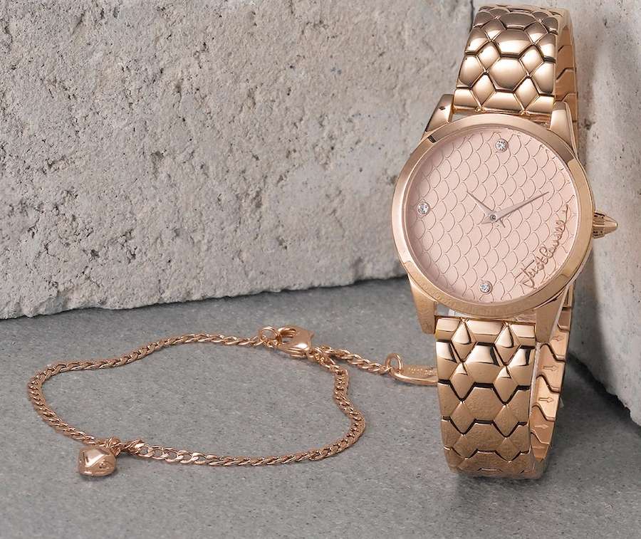 R30 shipping omg!!*** R7,000.00 ROBERO CAVALLI Women`s Link Bracelet Steel Rose Gold Watch GENUINE