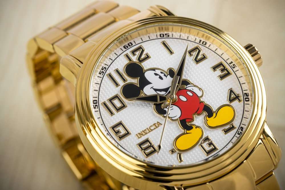 Retail: R6,999.00 INVICTA Women`s Disney Limited Edition Mickey Mouse Watch BRAND NEW