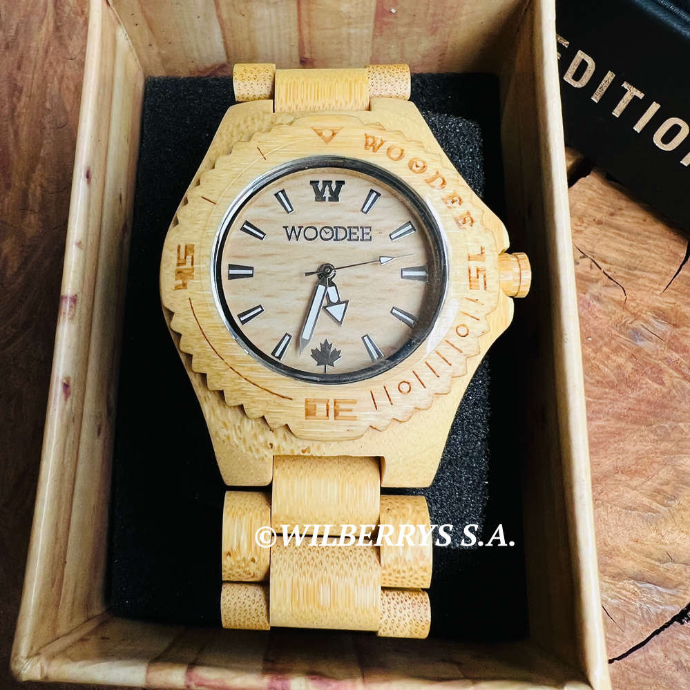 Retail: R2,499.00 WOODEE ® Unisex 40mm Natural Wood Taiga Edition Watch BRAND NEW