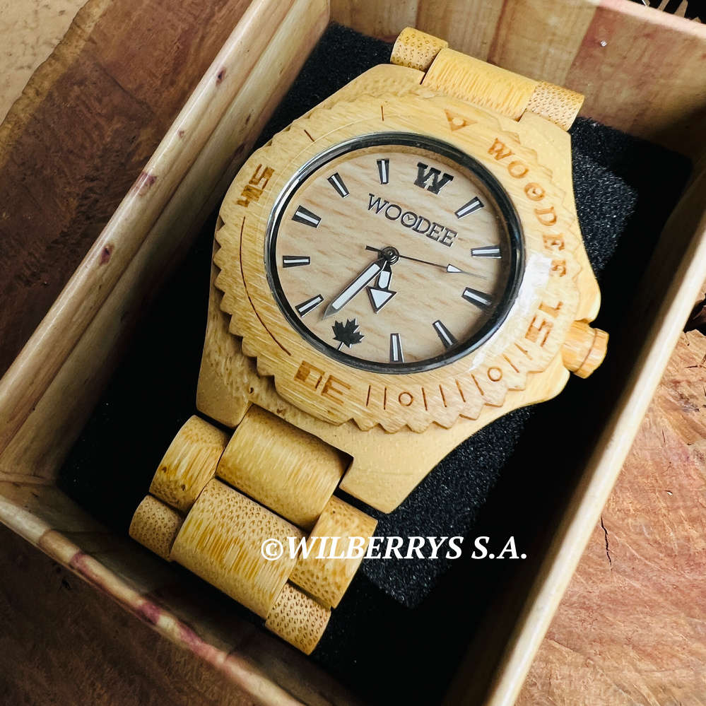 Retail: R2,499.00 WOODEE ® Unisex 40mm Natural Wood Taiga Edition Watch BRAND NEW