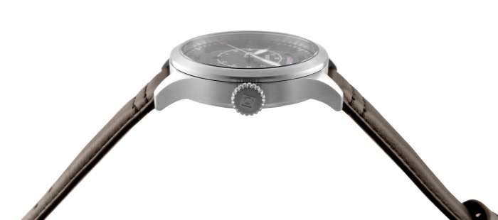 vintage flyboy!! Retail: R6,999.00 INVICTA Men`s Aviator Classic Date Vintage Pilot Leather Watch