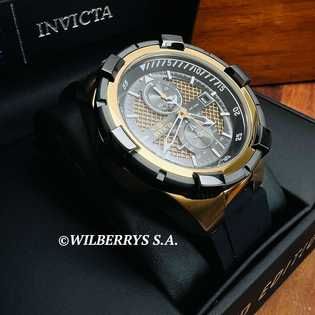 Retail: R7,999.00 INVICTA Men`s Pilot Kamakaze Chronograph 50mm Black/Gold Watch BRAND NEW