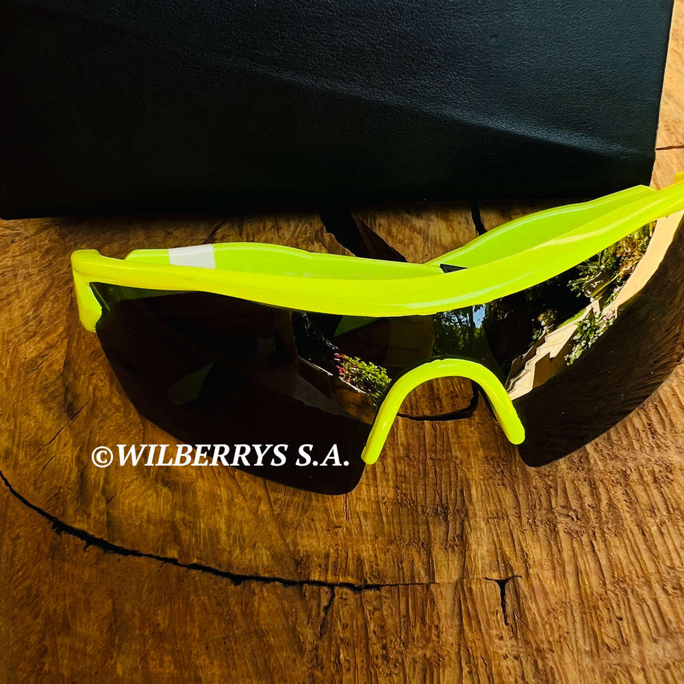 MUST HAVE!! PRIVE REVAUX Men`s OFF THE GRID / LIME GREEN POLARIZED Sunglasses **100% AUTHENTIC**