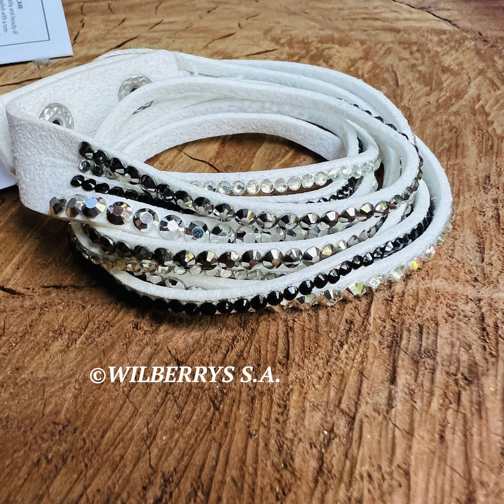 Retail: R1650.00 LONDON JEWELLERS Astral White Wrap Bracelet CRYSTALS FROM SWAROVSKI