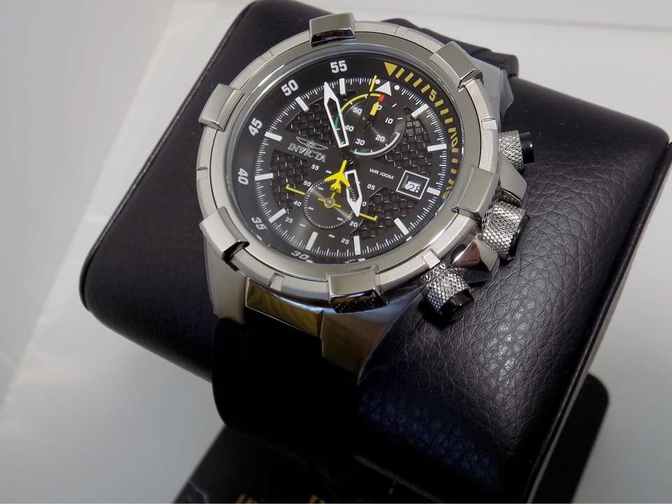 omg!! rrp R7,999.00 INVICTA MEN`S FLIGHT INSTRUMENT 51mm BLACK / SILVER CARBON Watch BRAND NEW