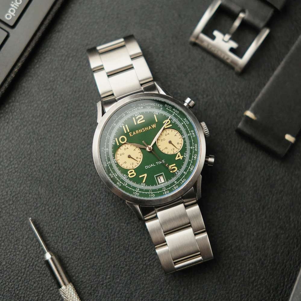 ***must see*** rrp: R8,500.00 THOMAS EARNSHAW Men`s Ampere 1/400 Chronograph Basil Green Watch