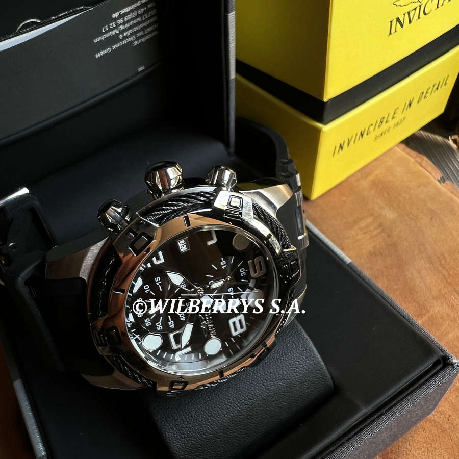 omg!! rrp R8,999.00 INVICTA Men`s Bolt AVENGER Cable 50mm Black Silicone Infused Chronograph Watch