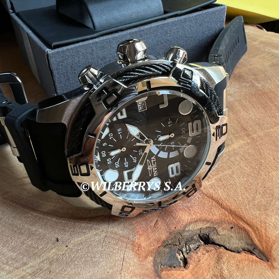 omg!! rrp R8,999.00 INVICTA Men`s Bolt AVENGER Cable 50mm Black Silicone Infused Chronograph Watch