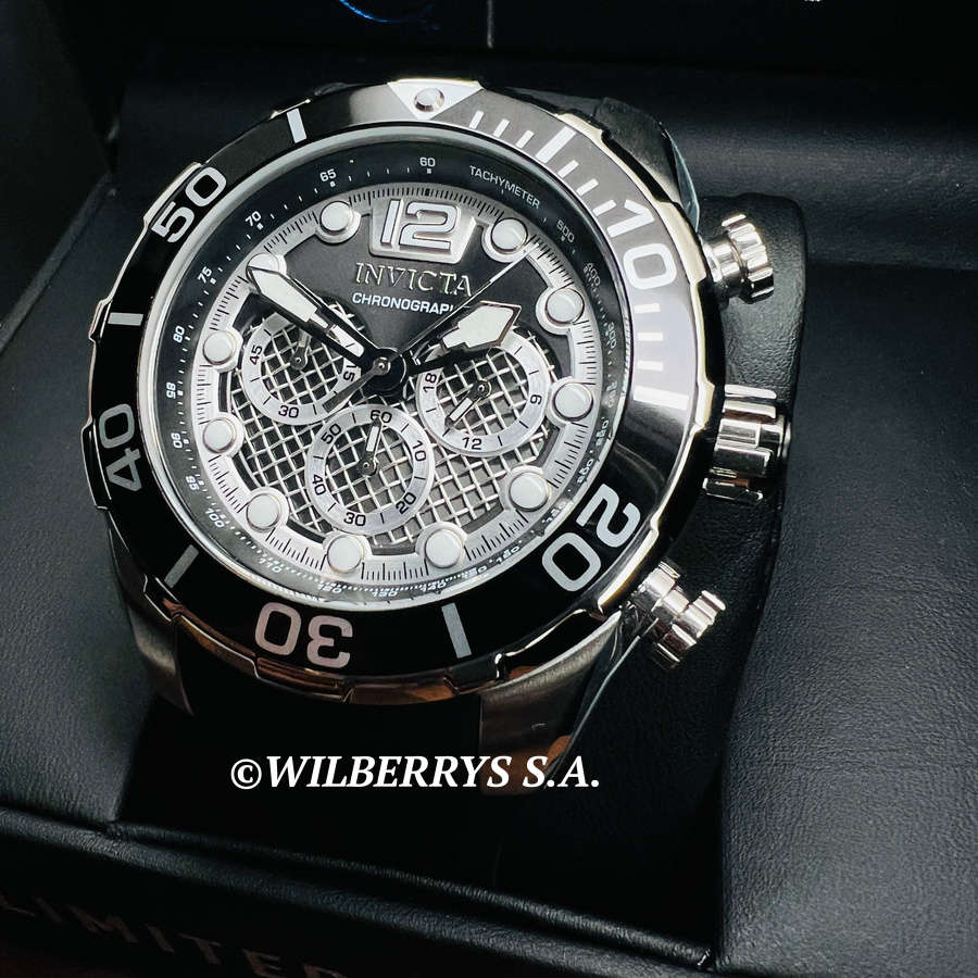 wow!! rrp R7,999.00 INVICTA Special Forces Ionic Black and Silicon TWISTED MET Chronograph Watch NEW