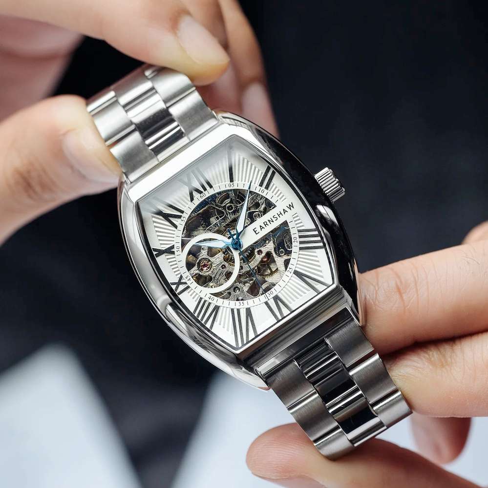 Retail: R7,900.00 Earnshaw since 1805 BEAUFORT Skeletor Automatic Watch BRAND NEW IN BOX