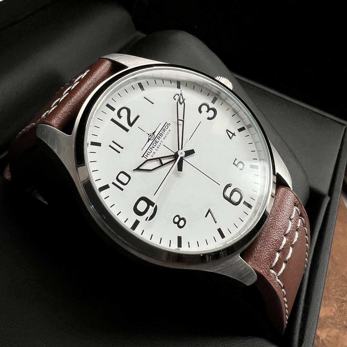 rrp R4,000.00 THUNDERBIRDS Men`s Meister Easy Read Dark Brown 40mm Easy Read Genuine Leather Watch