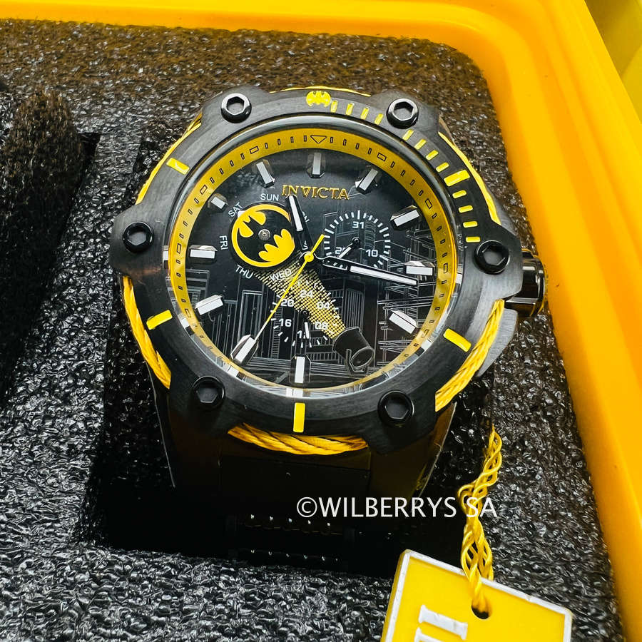 **LOOK!!*** Retail: R9,999.00 INVICTA Men DC Comics Batman Vintage BATSIGNAL Ltd Ed Chrono Watch