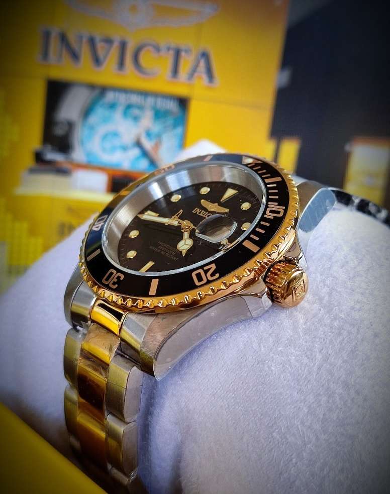 Invicta Sea Urchin Black Dial Two Tone 200m Dive 40mm Watch