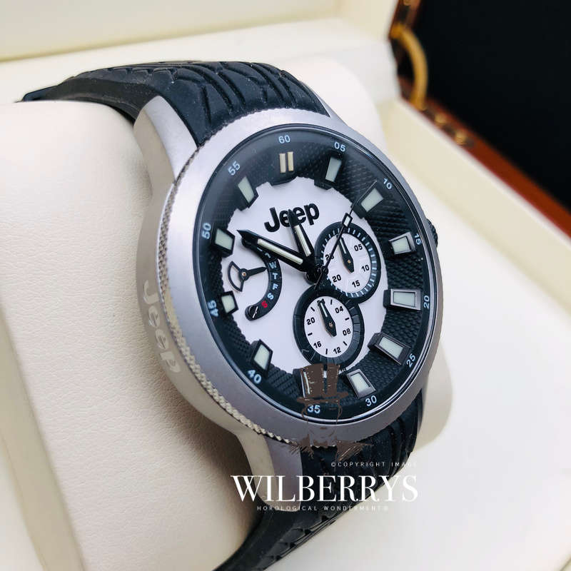 Retail: R7,699.00 JEEP Men's 48mm WRANGLER Tyre Chronograph Watch NEW