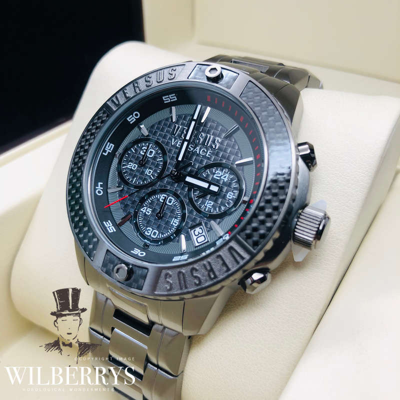 Retail: R8,299.00 VERSACE Men's Admirality 47mm Gunmetal Steel Chronograph Watch NEW
