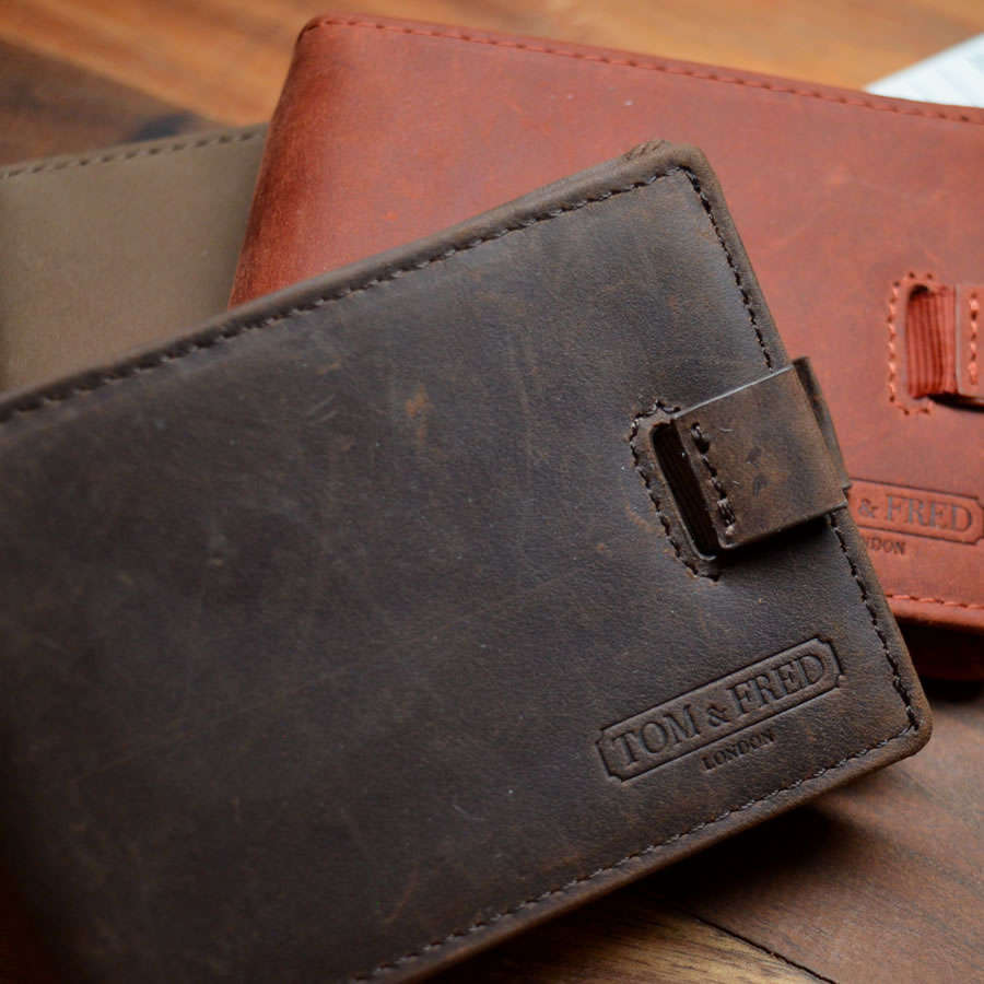 Retail: $129 / R2,199.00 TOM & FRED London® Tommy DARK BROWN Genuine Leather Quick Access Wallet