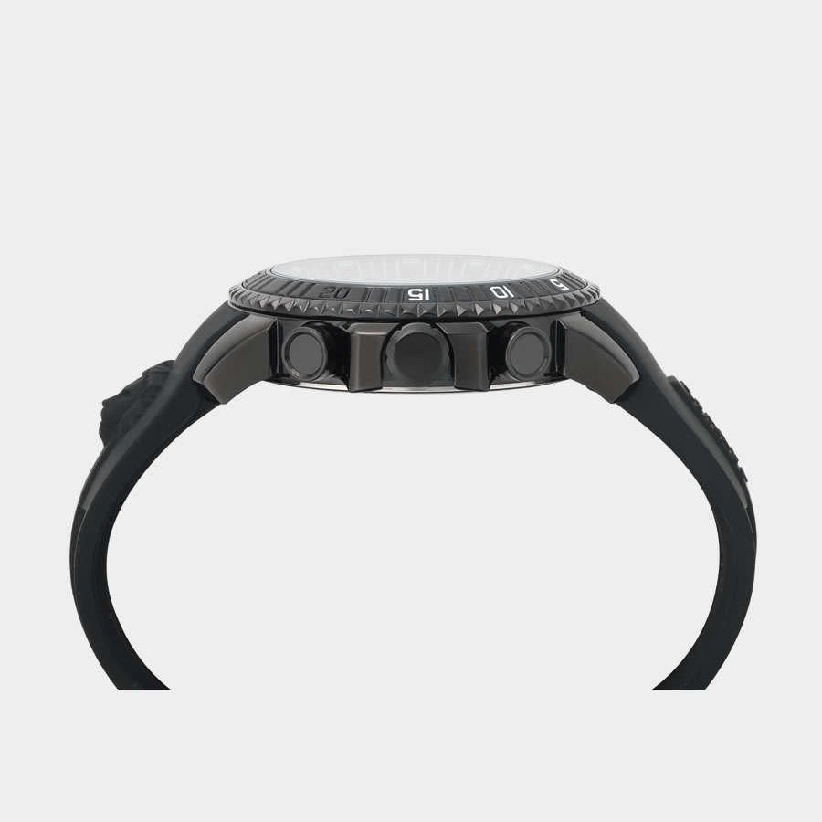 Retail: R6,999.00 VERSACE Men's Versus Aberdeen Silicone Chrono Watch IN BOX + PAPERS