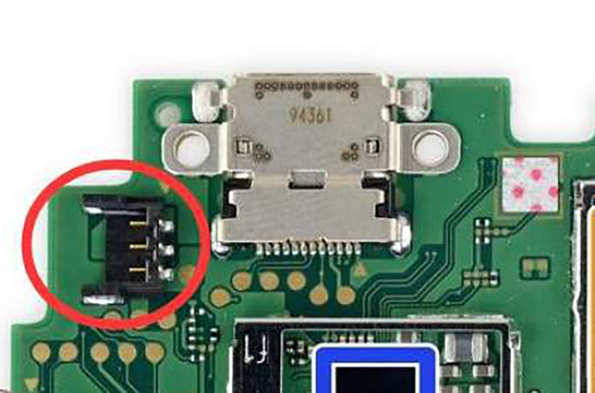 Nintendo Switch Lite Console Internal Battery Connector