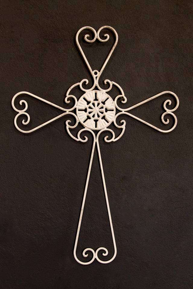 Cross Wall Décor Antique White
