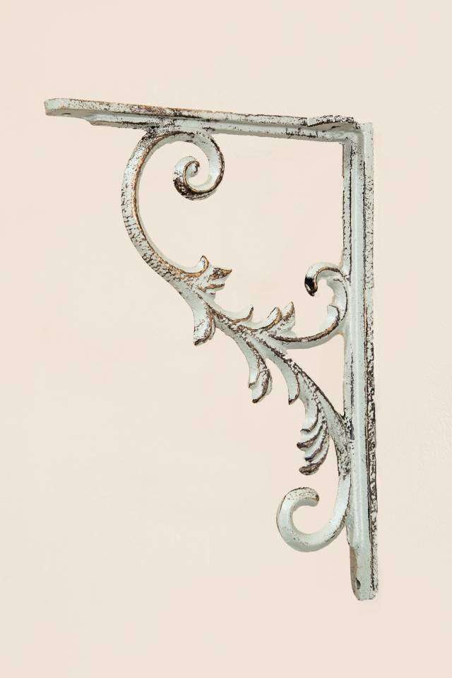 Leaf Bracket Antique Grey