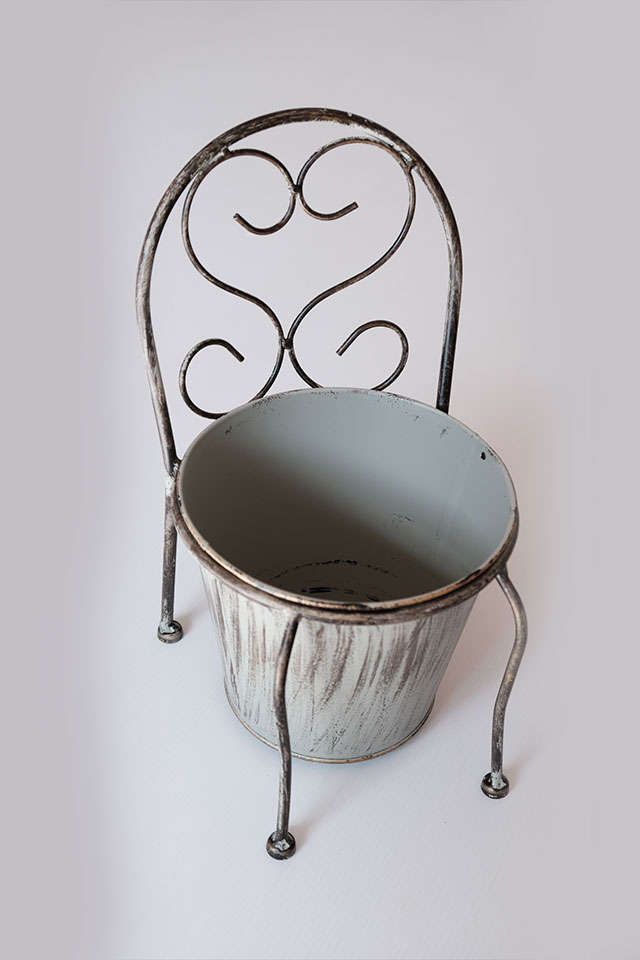 Standing Flower Pot Antique Grey
