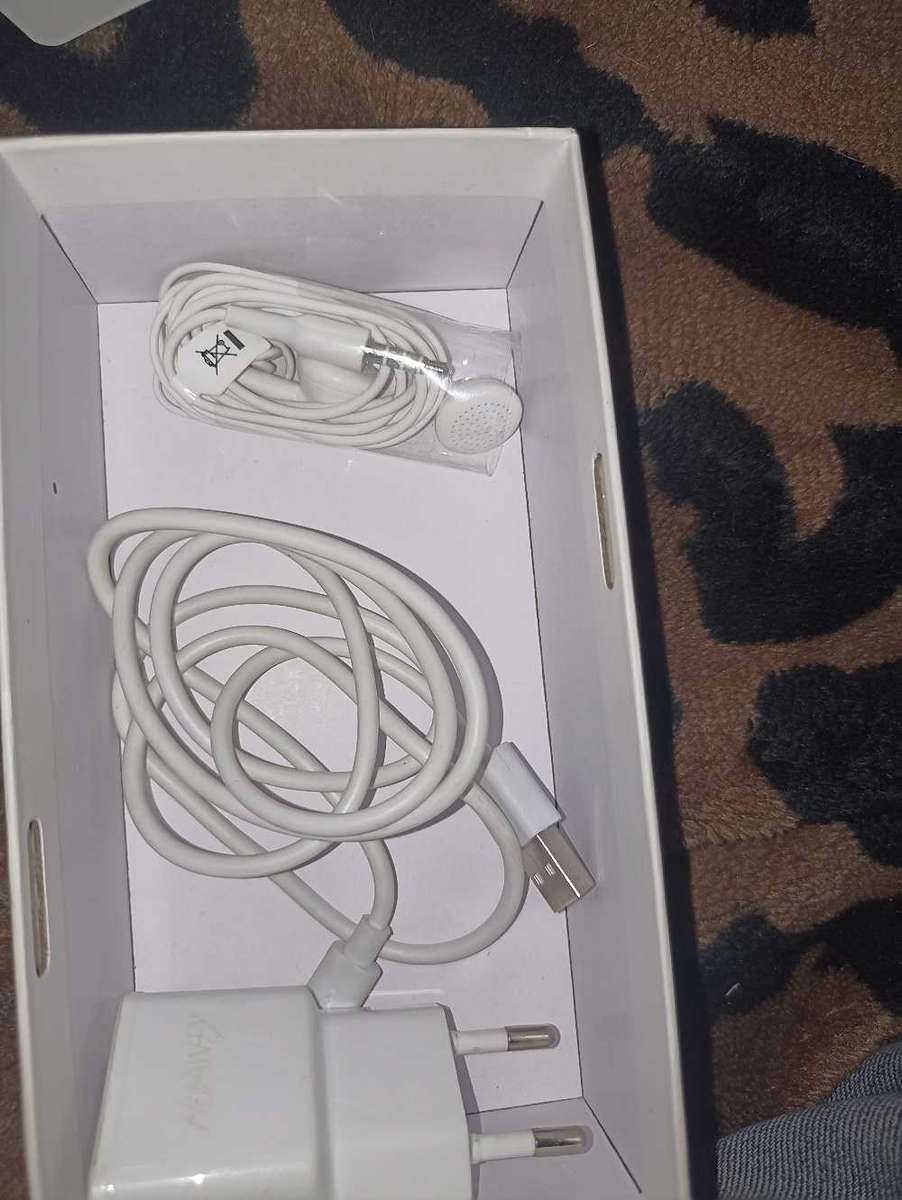 Wow Huawei P smart android phone