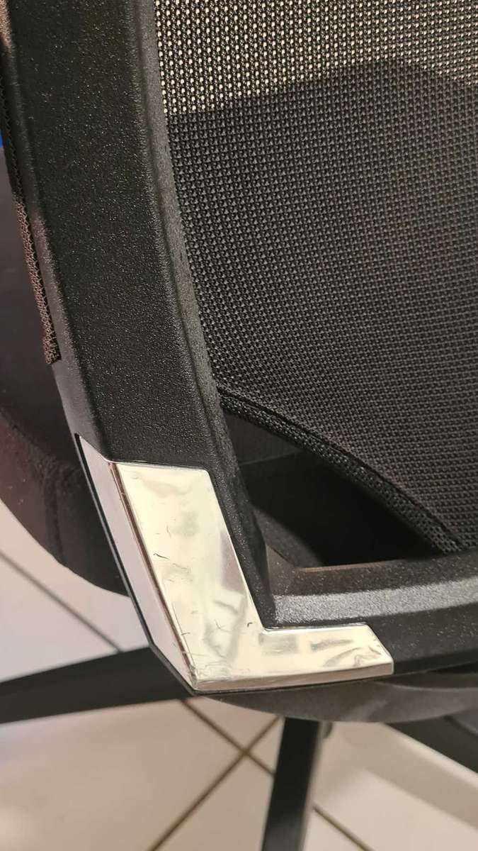 With 3D adjustable Armrests. DHL high back office chair