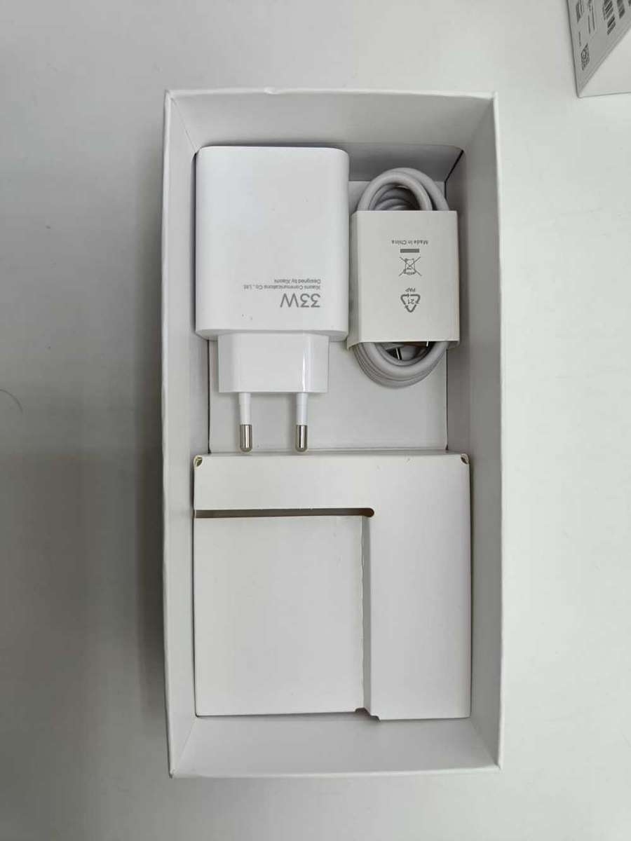 Redmi note 13 Cellphone