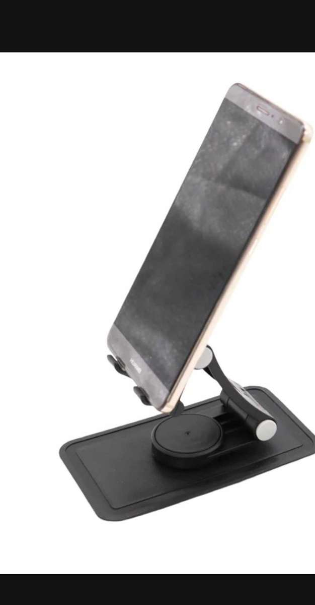 Desktop phone stand