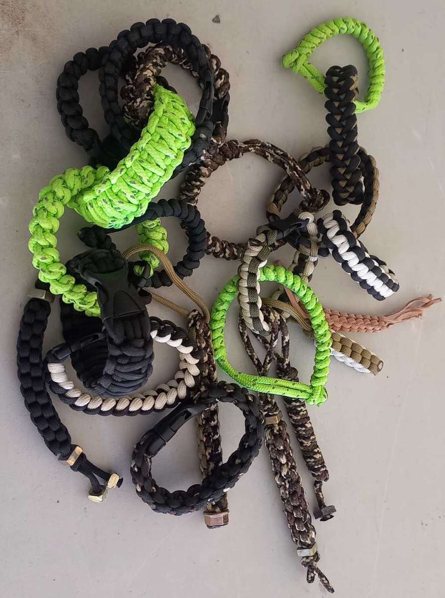 Paracord bracelets + Keyrings