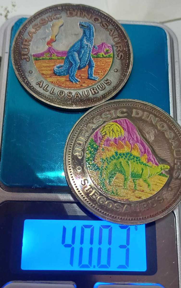 2x Republic of Guineu Dinosaurs .999 20g each total 40grams Silver
