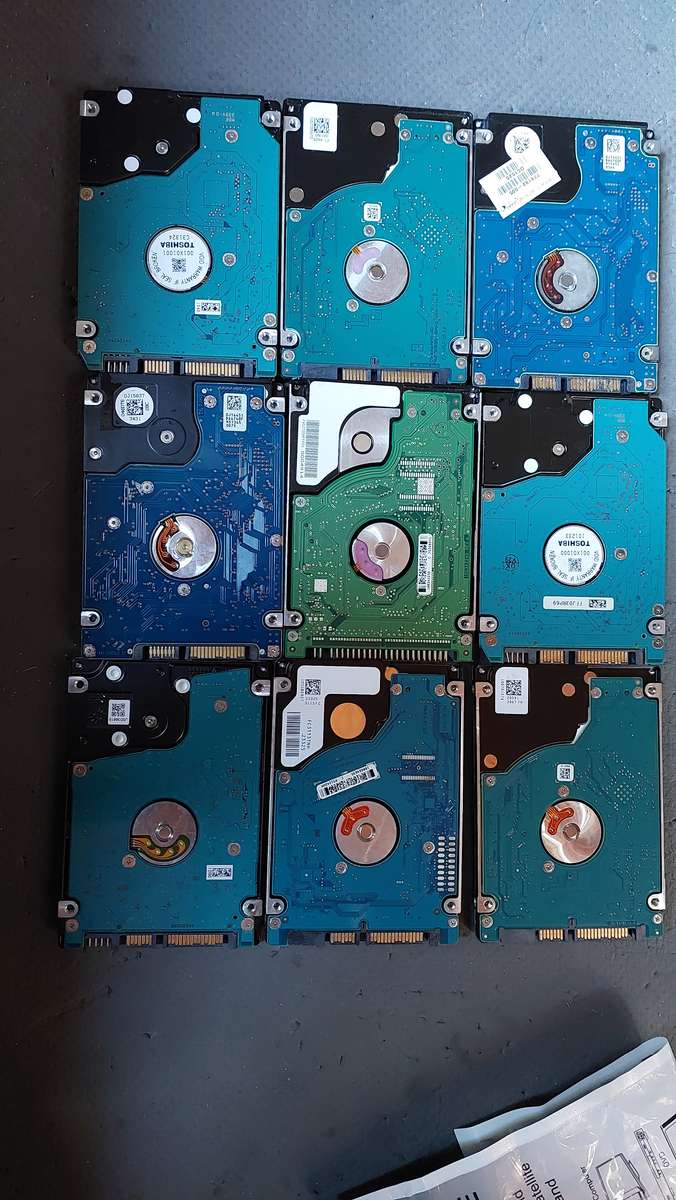 HARD DRIVE LOT X 9 FAULTY