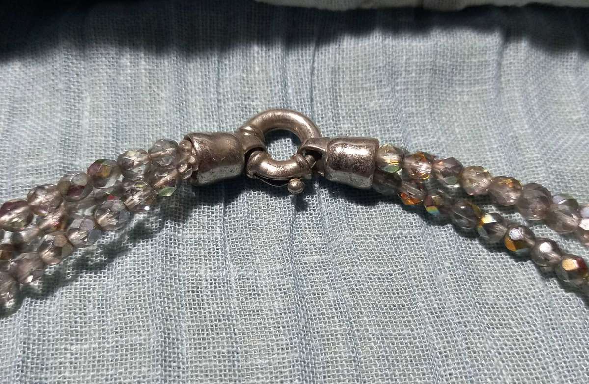 Lovely Aurora Borealis Rondelle Beads Choker Necklace