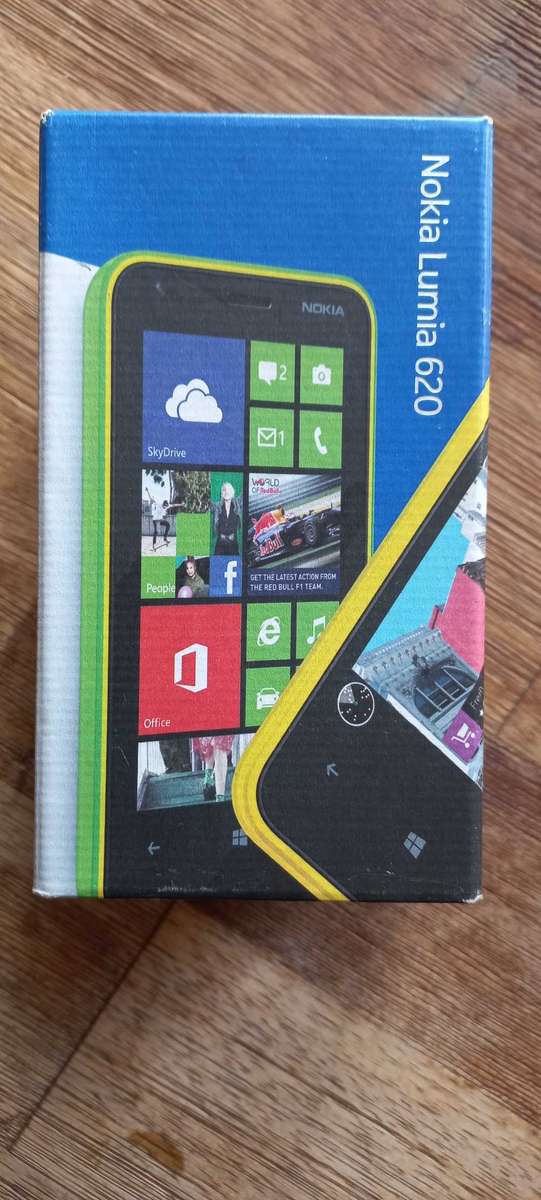 Nokia Lumia 620 (Basically unused)