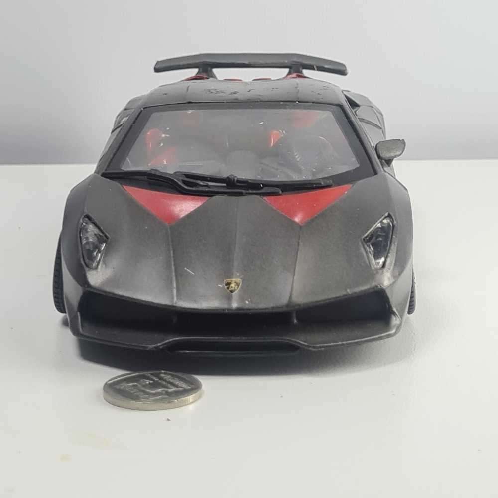 Lamborghini Sesto Elemento Matt Grey 124 Diecast Car Model by Bburago