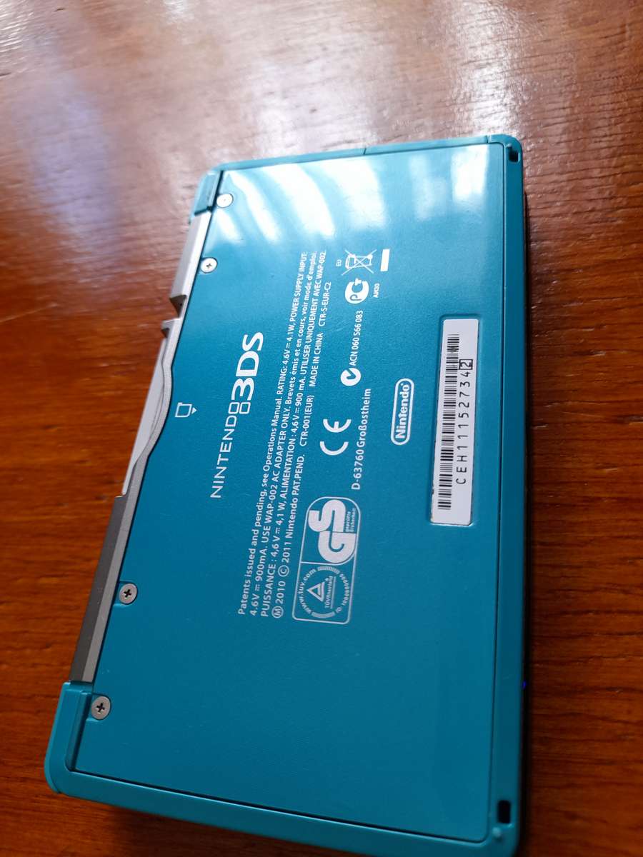 Nintendo 3DS Console