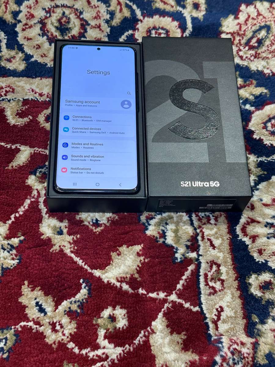 Samsung Galaxy S21 Ultra 256GB Dual Sim with box