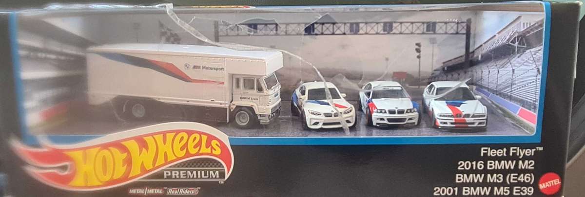 Hot Wheels Premium BMW set