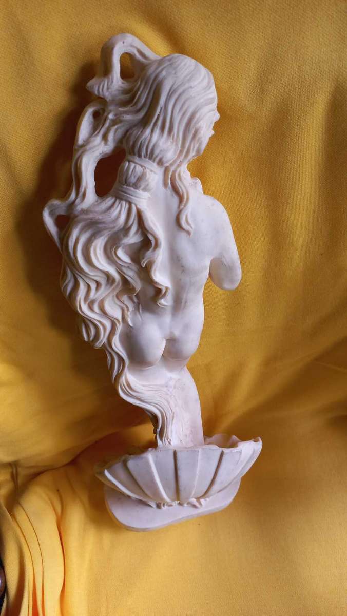 Vintage Birth of Venus statue/figurine