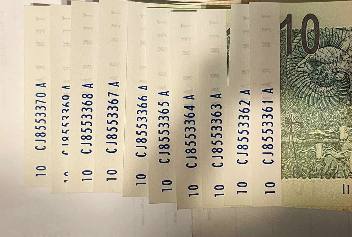 ***lot of 10x R10 Crisp condition