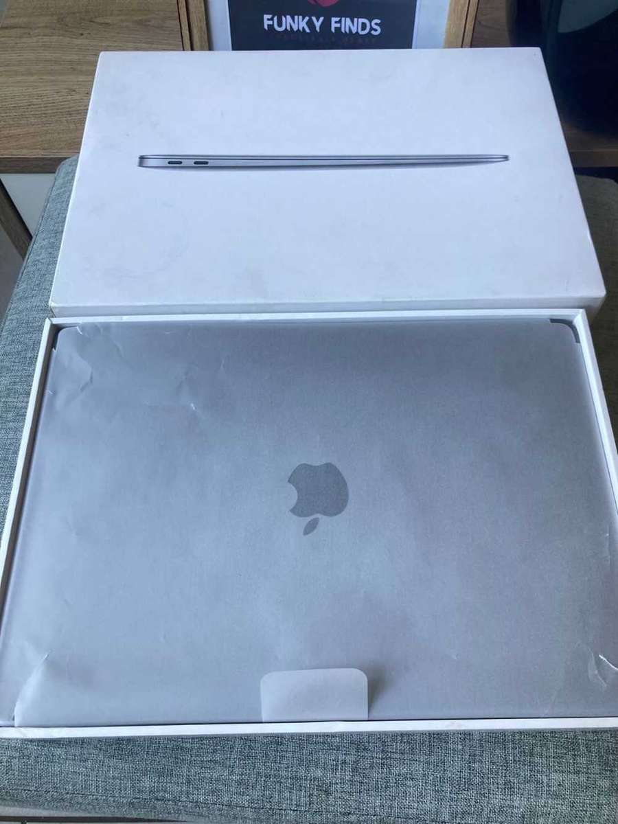 2020 Apple Macbook Air M1 Chip 8GB RAM unified Memory 256GB SSD Storage Space Grey