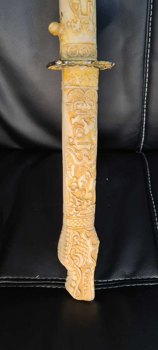 Japanese Katana sword in bone plate 800mm