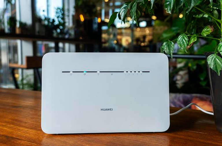 Huawei B535 4G LTE wifi router