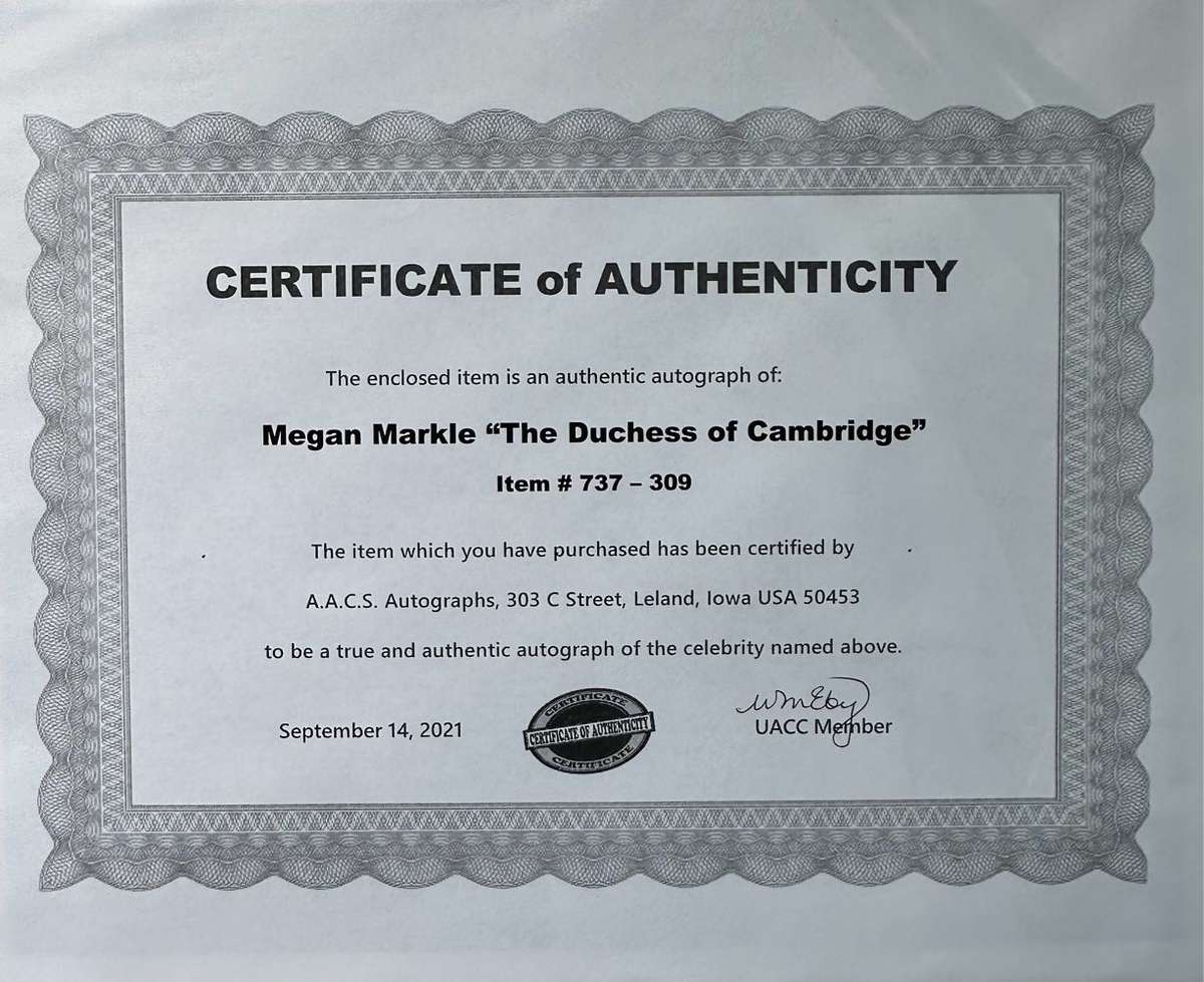 AUTHENTIC AUTOGRAPH BY MEGHAN MARKLE - DUCCHESS OF SUSSEX - WITH COA - INSANELY RARE