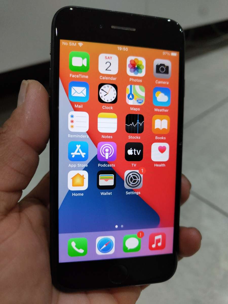 iPhone 7 32GB black (Pre Owned)