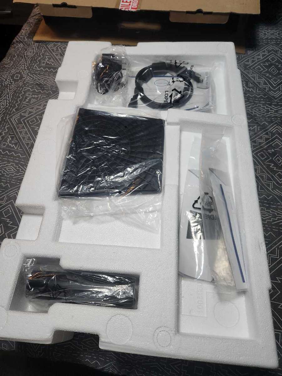 Rogueware 27" monitor